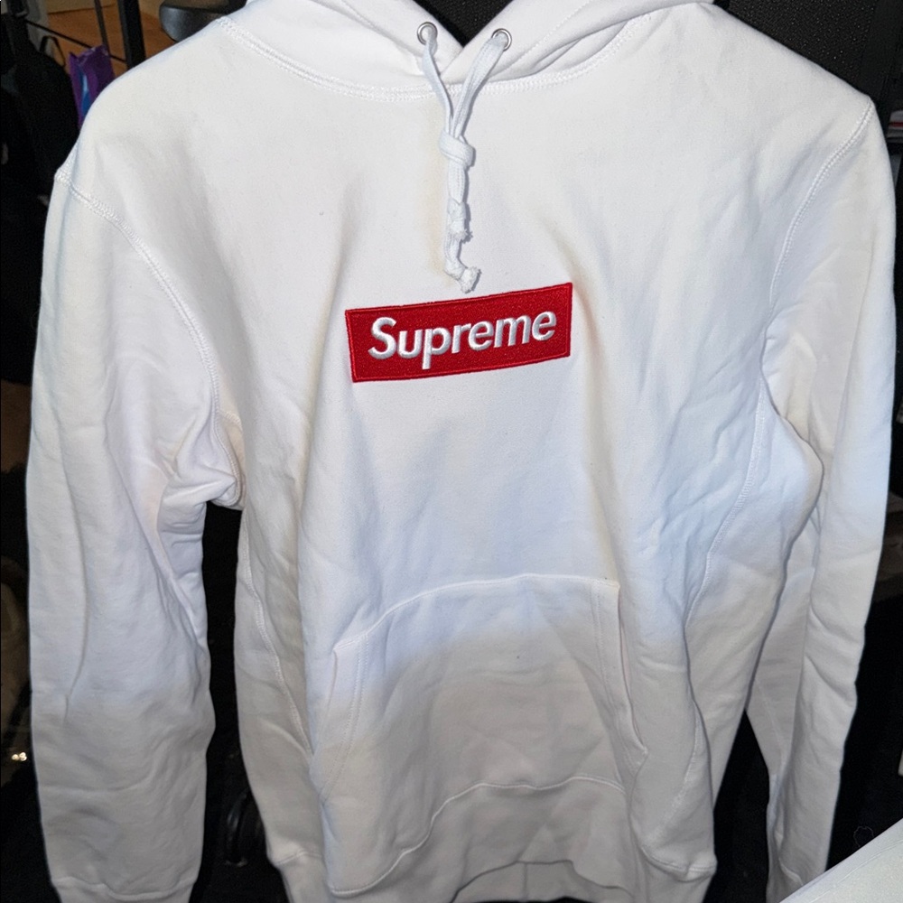Supreme Red and White Logo Hoodie - Picture 4 of 6